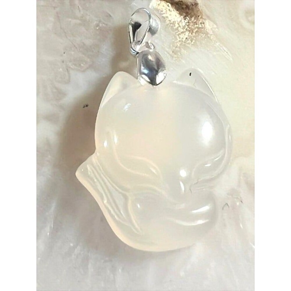 Adorable Chalcedony Fox Pendant on 925 Bale